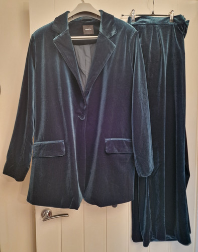 Trouser suit size - size, 24,