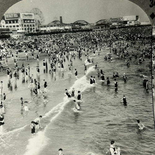 Stereoview bathers coney - stereoview,