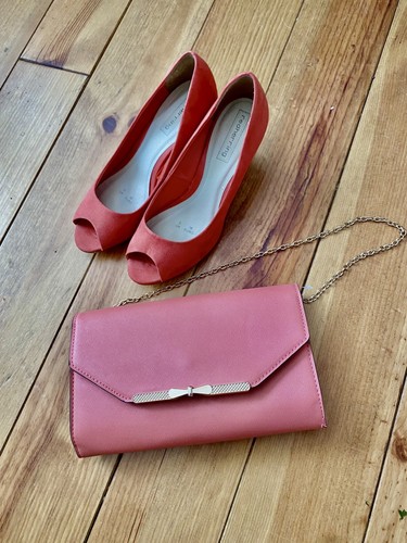 Red herring salmon suede - herring,