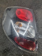 2004 CITROEN C3 PLURIEL CONVERTIBLE. BOTH REAR LIGHT UNITS WITH BLACK INTERNALS.