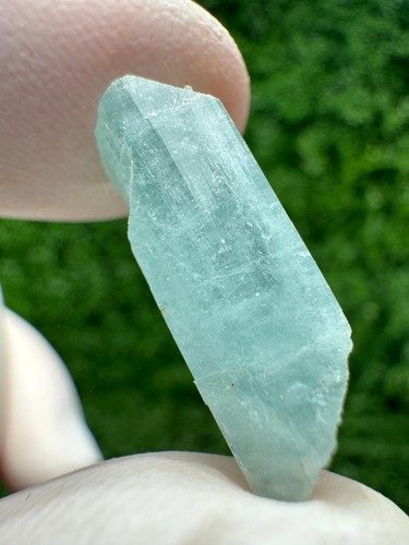 New find aquamarine vanadium - aquamarine, (vanadium