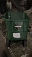 Miracle-Gro Rotary Spreader Lawn Spreader Fertilizer Stained Item