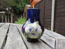 MOORCROFT    PANSY ON BLUE