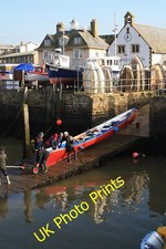 Photo 12x8 Slipping the Gig