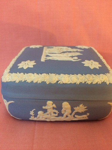 Vintage wedgewood blue white - wedgewood,