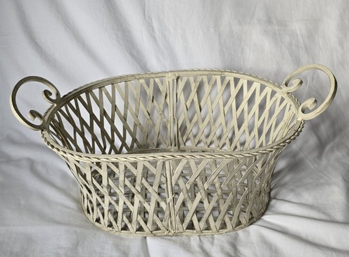 Shabby chic cream painted - shabby,