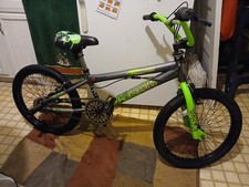 RAZOR NEBULA 20"Bike GS3639, V
