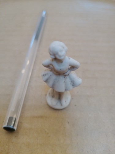 Small standing woman bisque - standing,