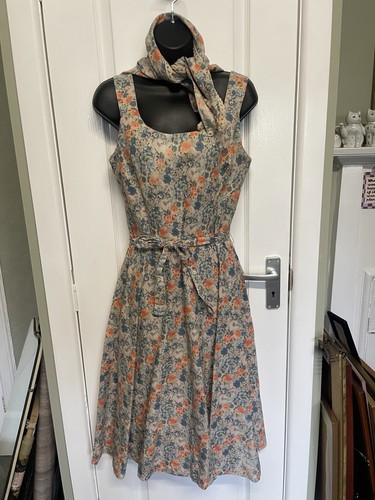 Vintage 1970s ditsy floral - 1970s,