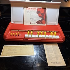 Vintage! GE Tote a Tune