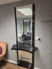 Hairdressing Station with Mirrors Salon.