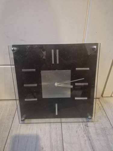 Square contemporary quartz - square,