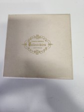 Laura ashley collectable - laura,