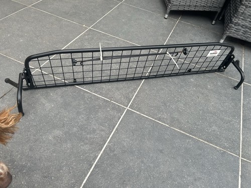 Discovery sport dog guard - dog,