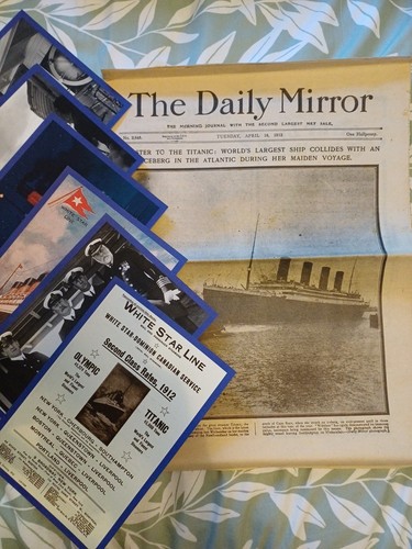 Daily mirror titanic collides - titanic,