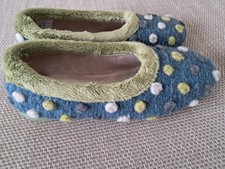 Pavers slippers, size 6