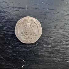A BRITISH 1982 TWENTY PENCE 20p coin
