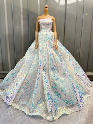 Barbie doll high end - high, lined