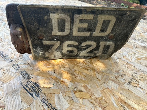 Nuffield toolbox number - &,