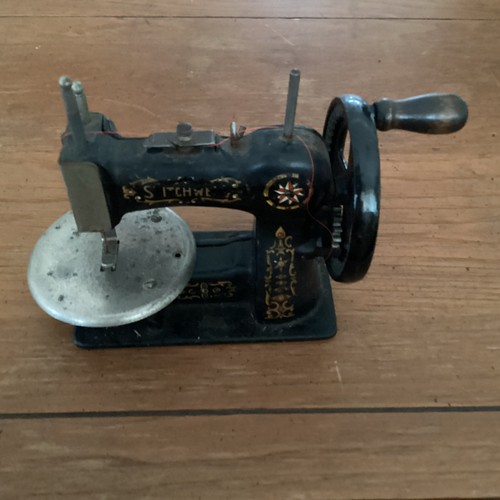 Antique 1920 stitchwell cast - stitchwell,