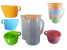 PLASTIC PICNIC PITCHER JUG + 4