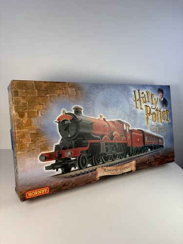 Hornby hogwarts express train - express,