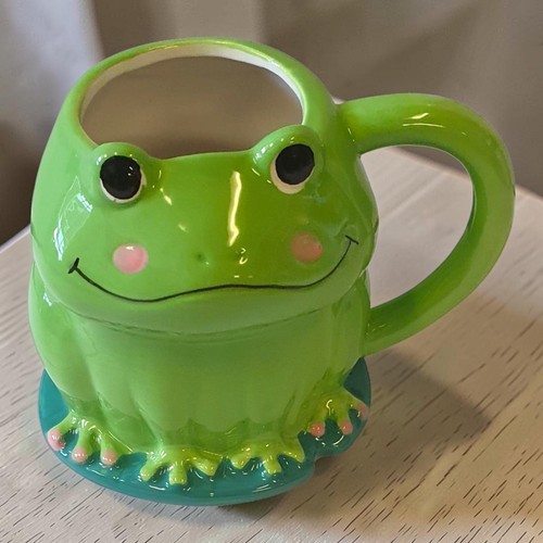 Green shade frog mug - green,