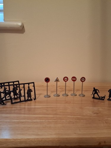 Meccano dinky toys road - meccano,