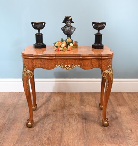 Queen anne games table console - table,