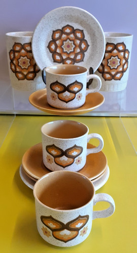 Beautiful vintage royal - vintage,