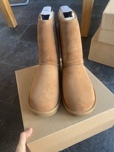 Ugg classic short - ugg,