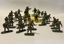 Dinky Toy Soldier’s Various Posers. 30 Soldiers Similar To Pictures - USA Army