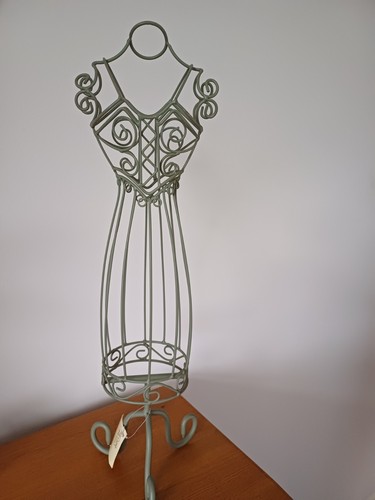 Large vintage style - large, grey