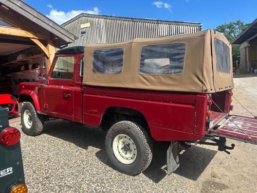 Land rover defender 110 td5 - rover,