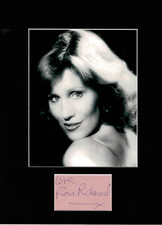 FIONA RICHMOND GLAMOUR MODEL