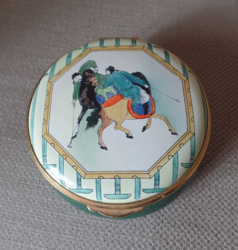 Staffordshire enamels hand - staffordshire,