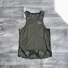 “Cargo Khaki” Nike Dri-FIT
