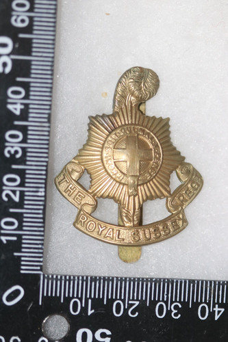 British army metal cap - cap, badge