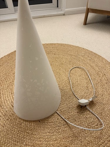 Vintage habitat floor - floor, lamp
