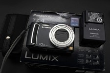Panasonic Lumix DMC-TZ4 8.1MP