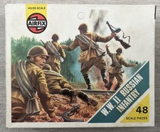VINTAGE AIRFIX HO/OO SCALE WWII RUSSIAN INFANTRY PLASTIC 39x SOLDIER SET