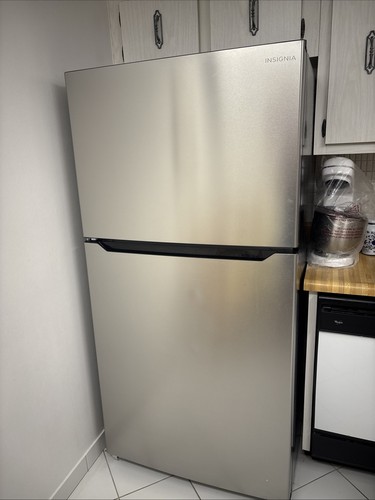 Refrigerator and freezer - refrigerator,