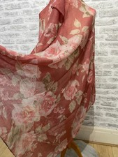 Loose weave scarf wrap pink