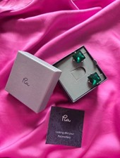 Pia Jewellery Green Crystal