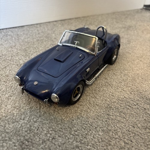 Kyosho 7006 9800 18 scale - kyosho,