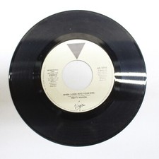 Pretty Poison When I Look Into