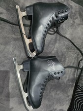 SFR Galaxy Lace Up Ice Skates in Black, Used but in great condition