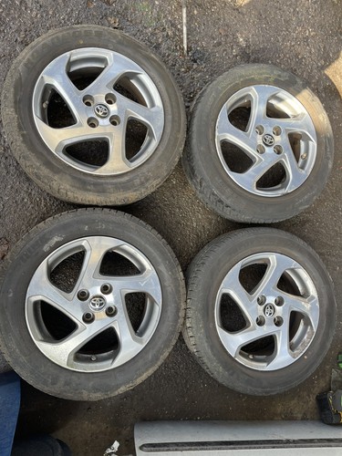 2013 toyota yaris 15inch - toyota,