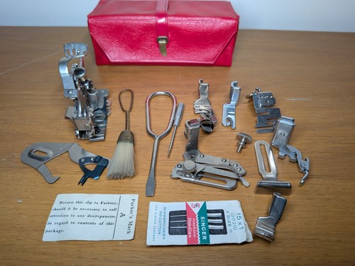 Vintage singer featherweight - singer,
