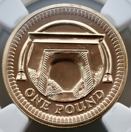 2006 one pound - £1,